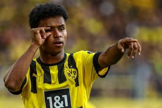 "Боруссия Дортмунд" ўзининг асосий ўйинчилари борасида қарор қабул қилди