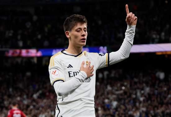 Арда Гюлер: "Хаби мендан дарвозабон бўлишимни сўраса, бориб қўлқоп сотиб оламан..."