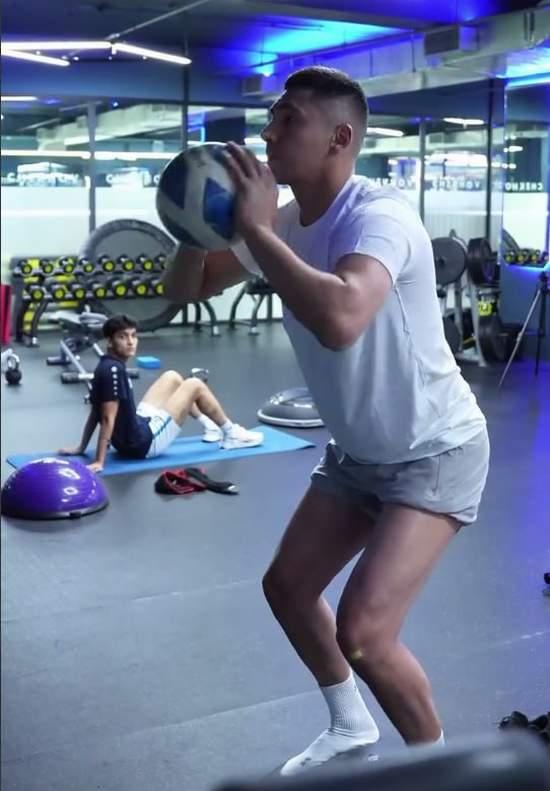 The Rise of Gourmet Street Food: Trends and Top Picks